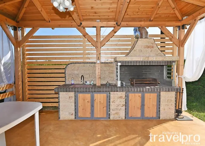 Villa Iris By Rentalspro Services -