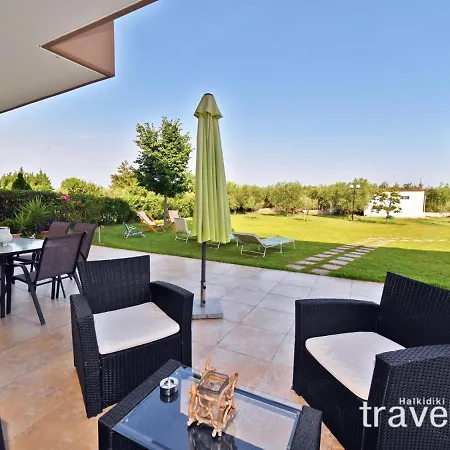 Вилла Iris By Rentalspro Services -