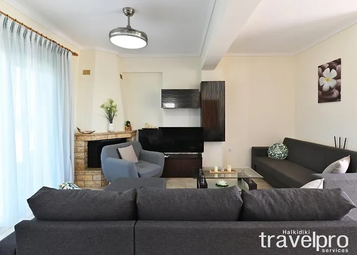 Villa Iris By Rentalspro Services - Ágios Mámas