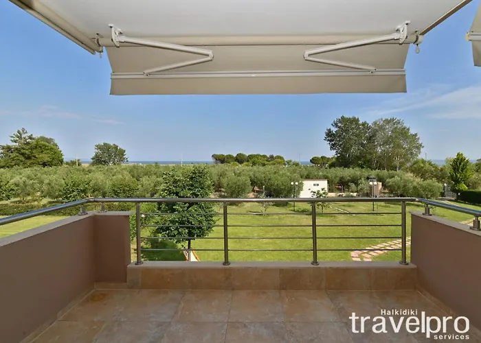 Iris By Rentalspro Services - Ágios Mámas