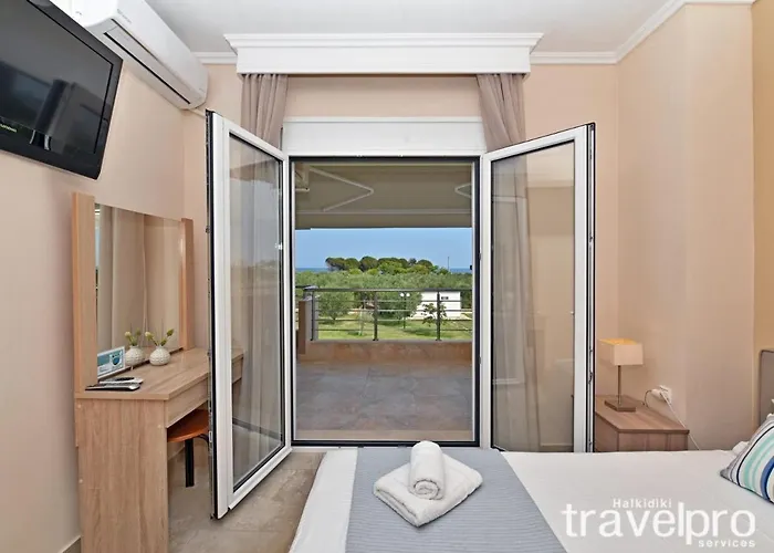 Iris By Rentalspro Services - Ágios Mámas