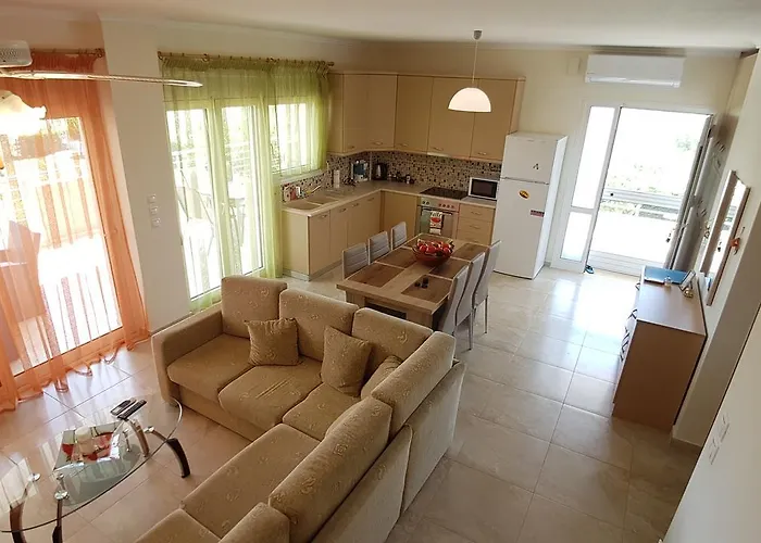 Villa Iris By Rentalspro Services - *